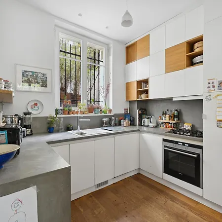 Holiday home Veeve - Four-storey Sanctuary